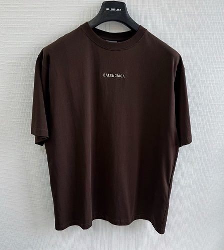 Tee from Scarlettluxury