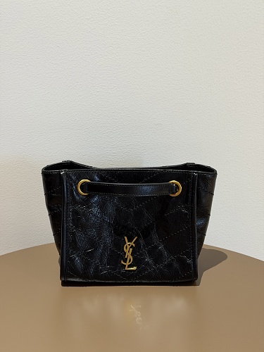 Shopping bag from Scarlettluxury
