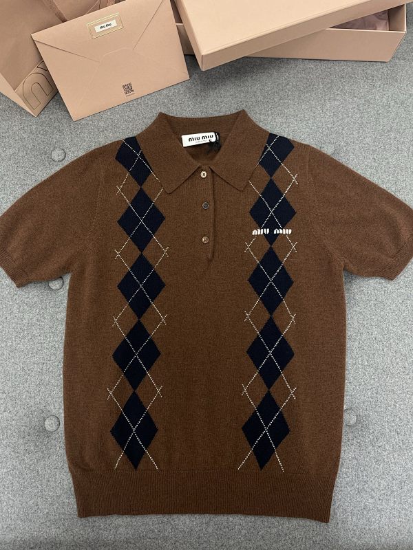 Sweater from Scarlettluxury