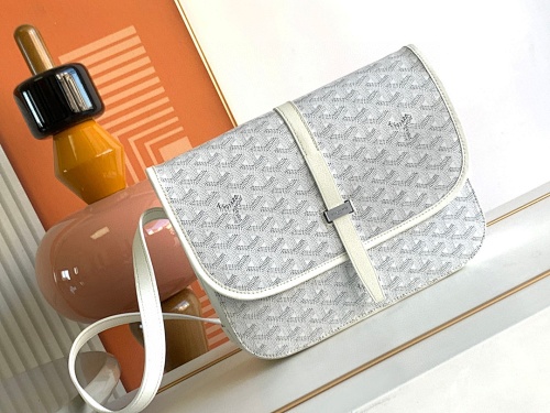 Messenger bag from Scarlettluxury