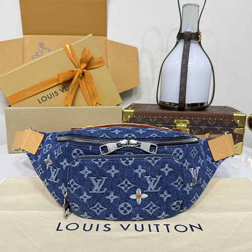 Louis Vuitton crossbody bag
