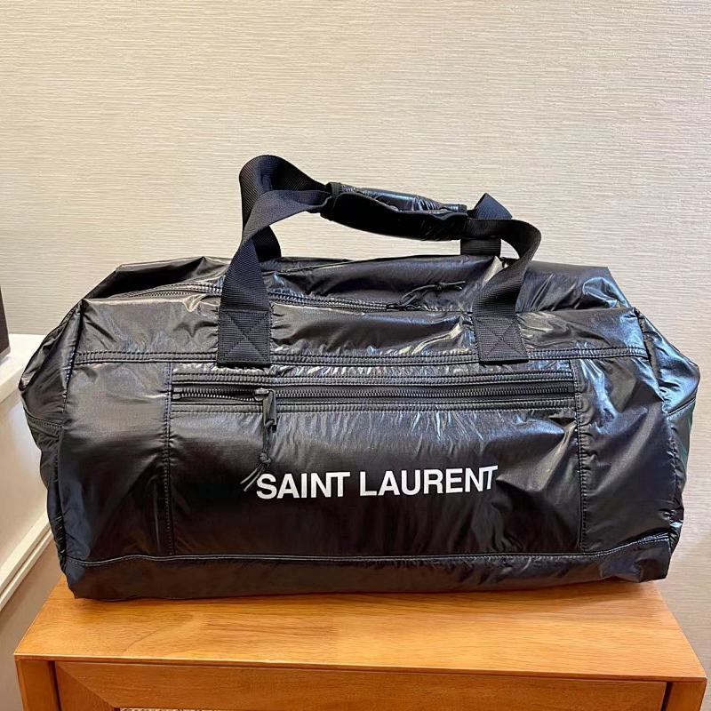 Travel bag from Scarlettluxury