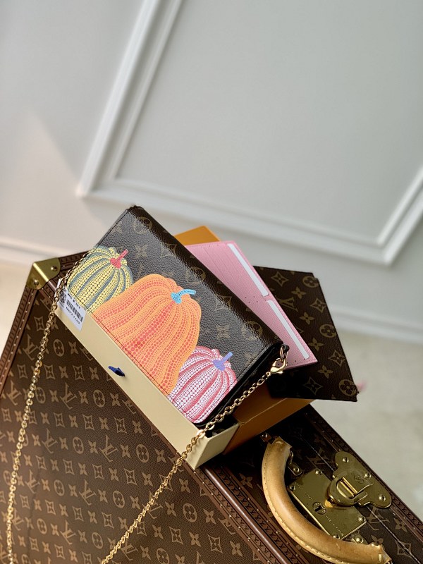 Louis Vuitton clutch