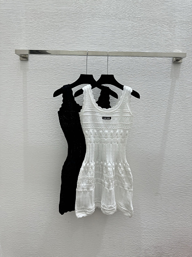 Sweater from Scarlettluxury