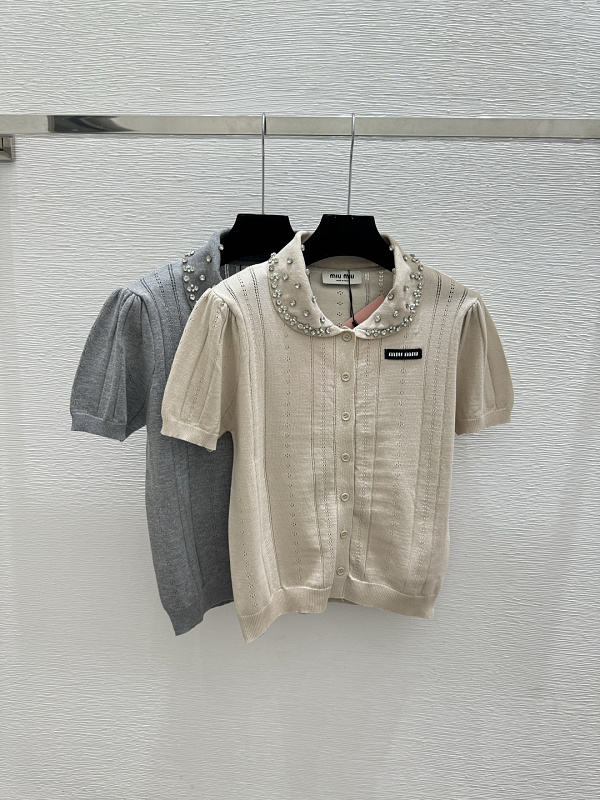 Sweater from Scarlettluxury