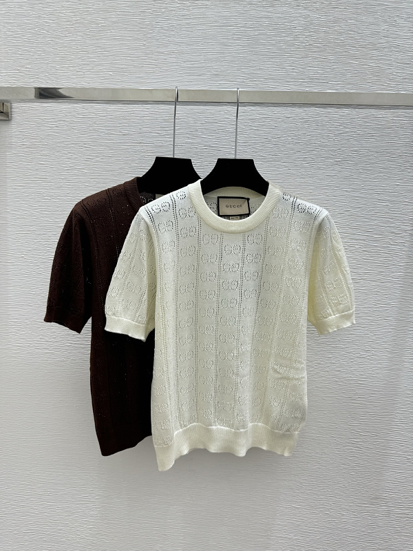 Sweater from Scarlettluxury