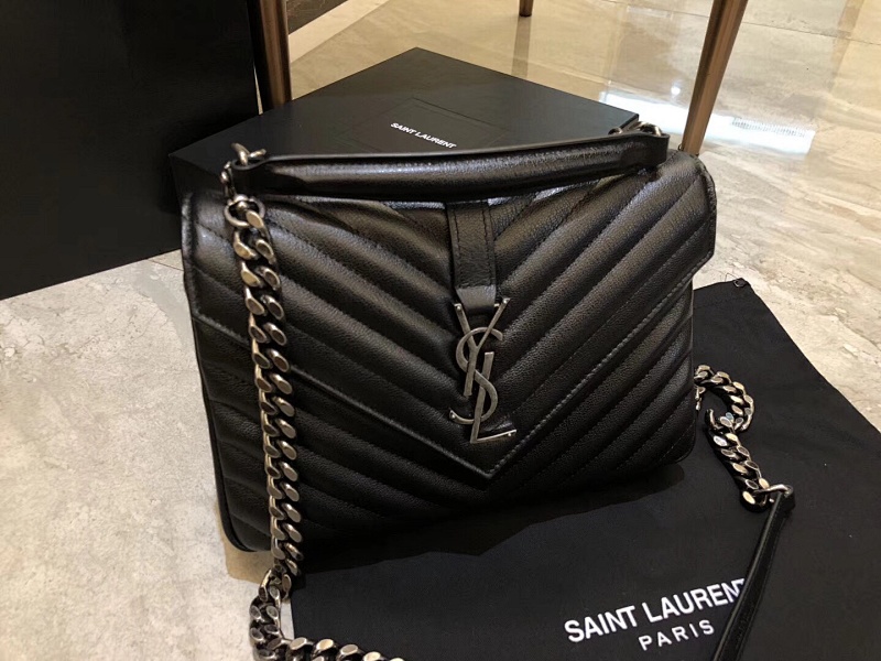 Messenger bag from Scarlettluxury
