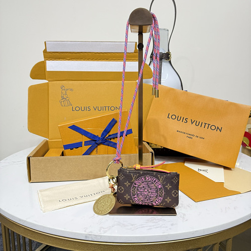 Louis Vuitton crossbody bag