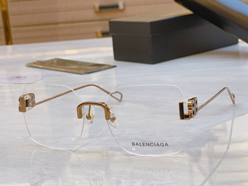 Glasses from Scarlettluxury
