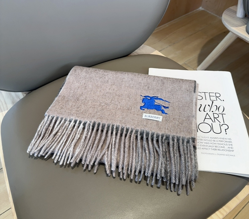 Scarf from Scarlettluxury