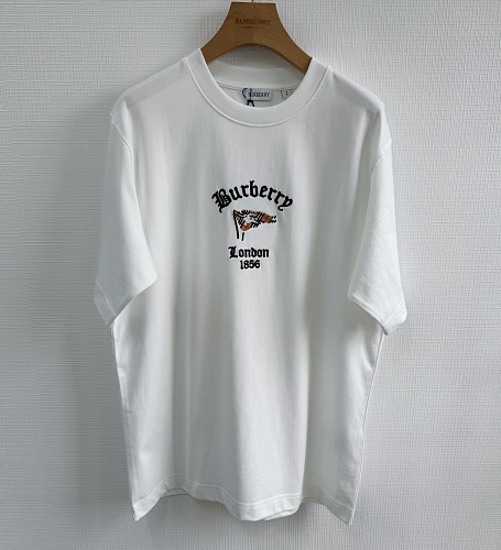 Tee from Scarlettluxury