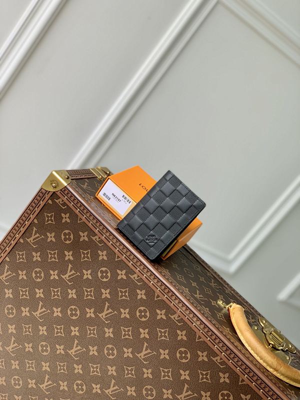 Louis Vuitton card holder