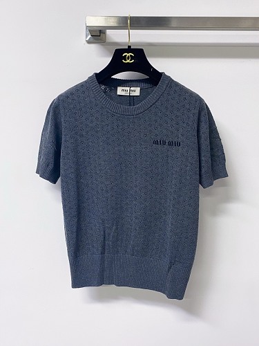 Tee from Scarlettluxury