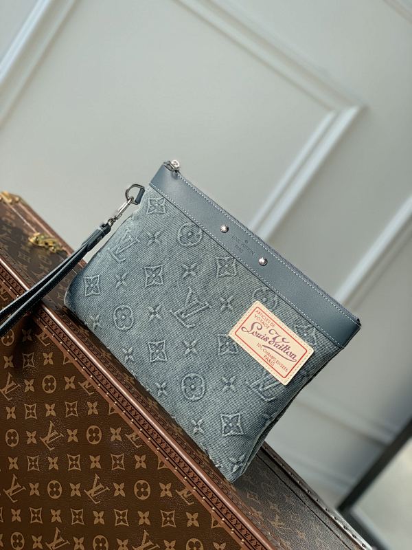 Louis Vuitton clutch