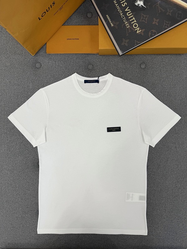 Tee from Scarlettluxury