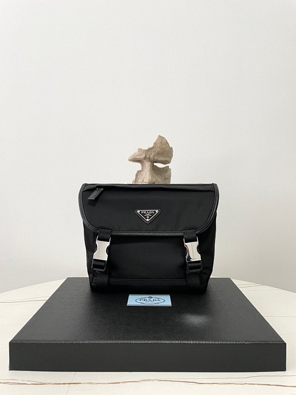 Messenger bag from Scarlettluxury