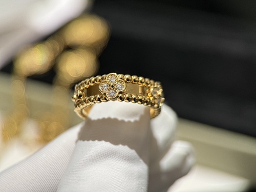 Bracelet from Scarlettluxury