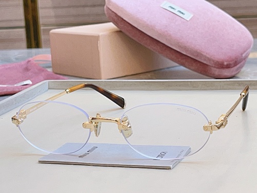 Glasses from Scarlettluxury