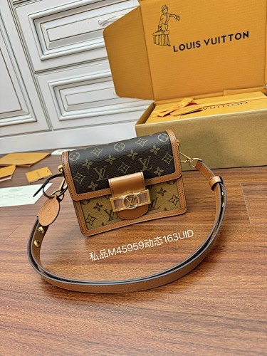 Louis Vuitton bag