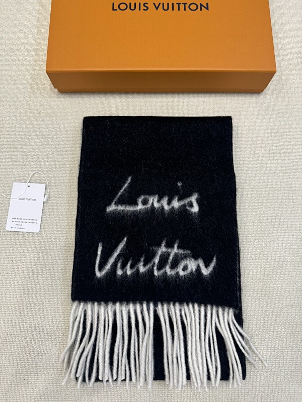 Louis Vuitton scarf