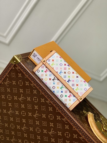 Louis Vuitton bag