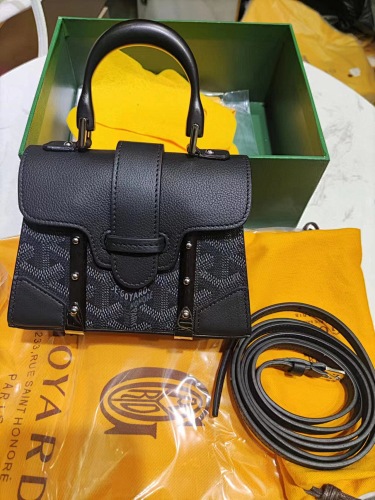 Goyard Saigon Nano 11cm