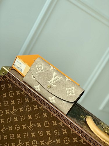 Louis Vuitton clutch