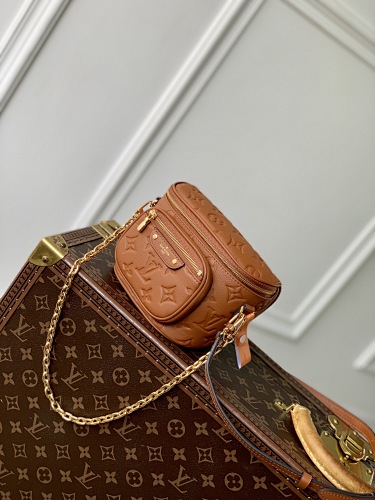 Louis Vuitton crossbody bag