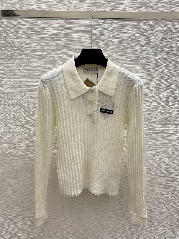 Sweater from Scarlettluxury