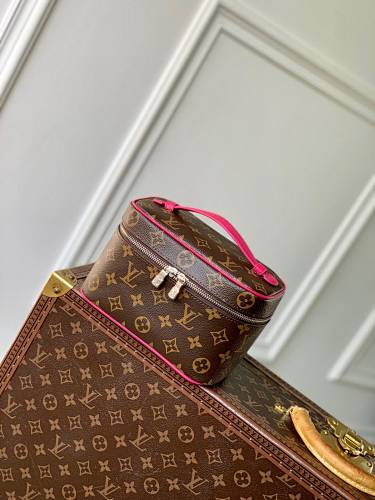Louis Vuitton bag