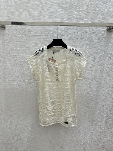 Sweater from Scarlettluxury