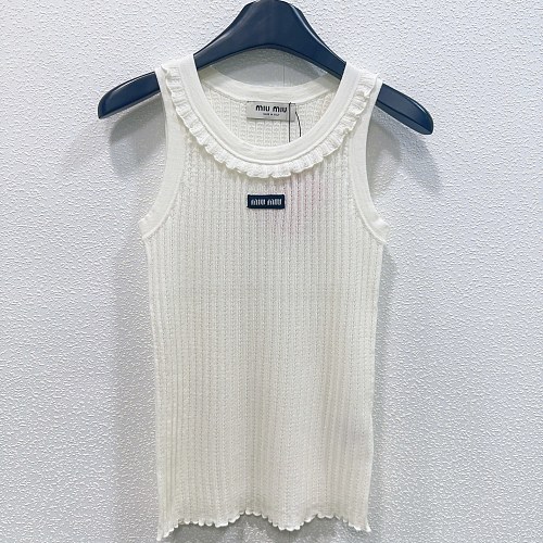 Sweater from Scarlettluxury