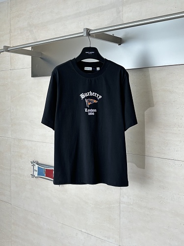 Burberry tee