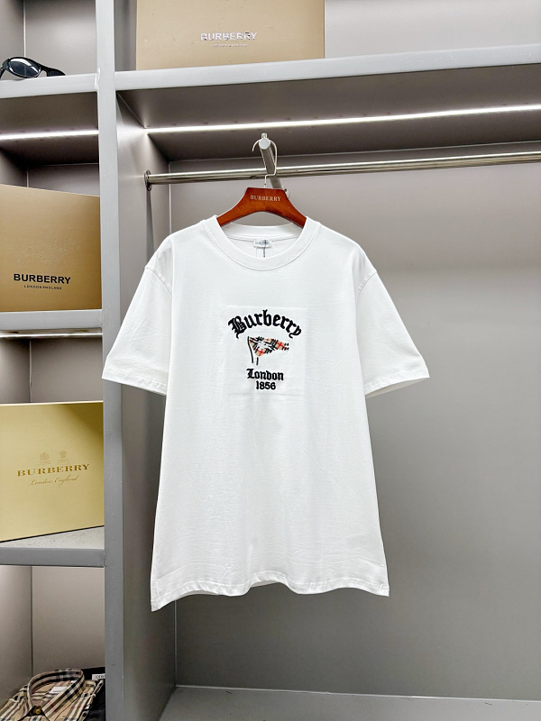 Tee from Scarlettluxury