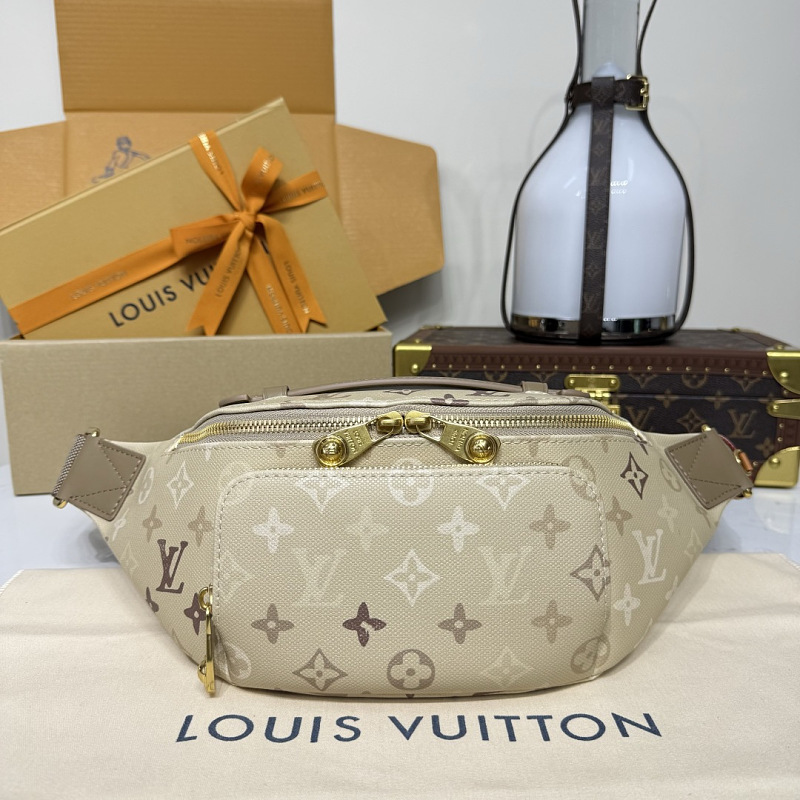 Louis Vuitton crossbody bag