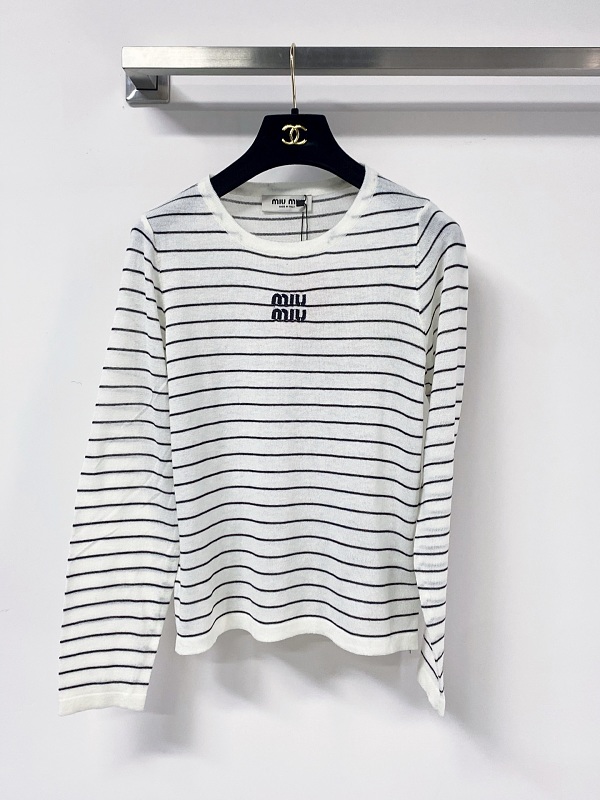Long sleeve from Scarlettluxury