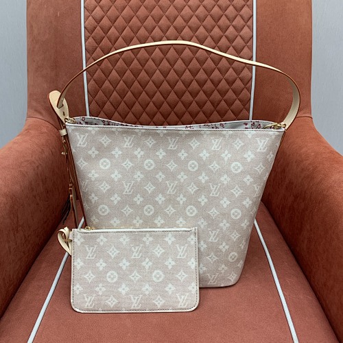 Louis Vuitton crossbody bag