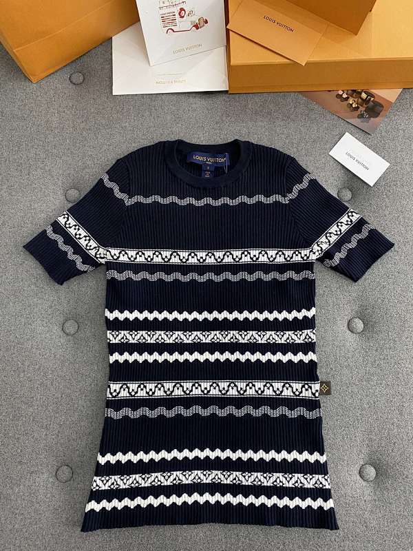 Sweater from Scarlettluxury