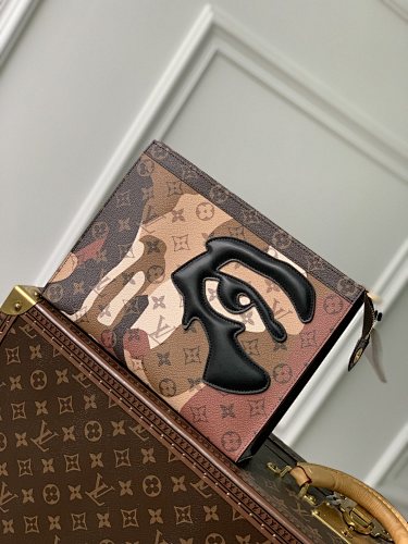 Louis Vuitton clutch