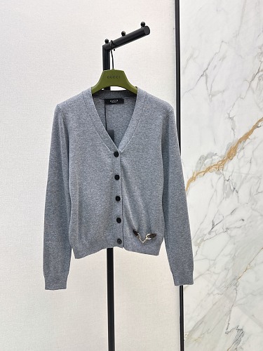 Sweater from Scarlettluxury