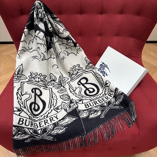 Scarf from Scarlettluxury
