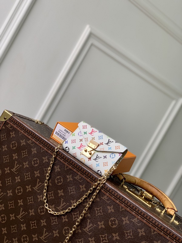 Louis Vuitton belt