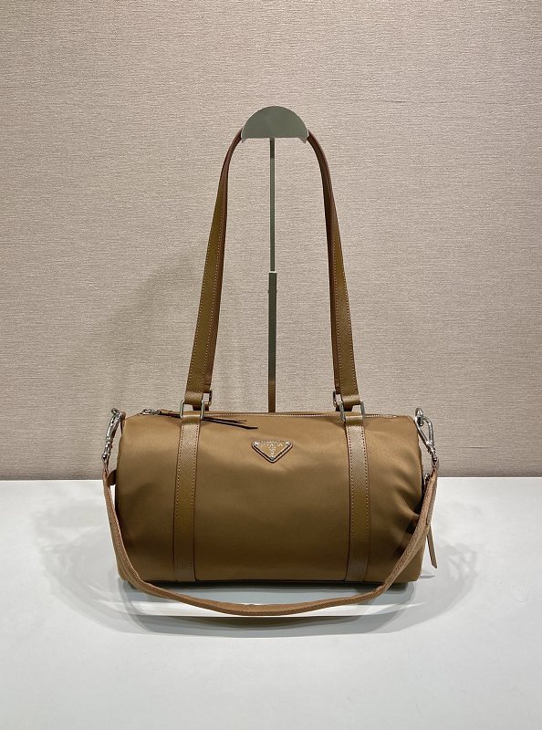 Travel bag from Scarlettluxury