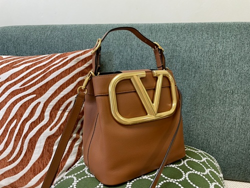 Valentino Logo