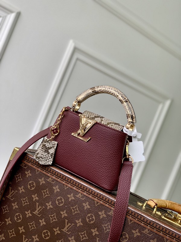 Crossbody bag from Scarlettluxury
