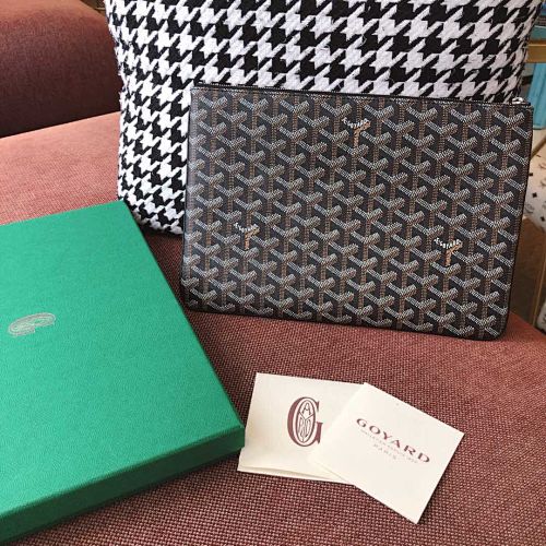 Goyard clutch