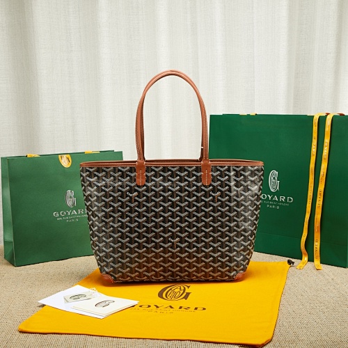 Goyard shopping bag