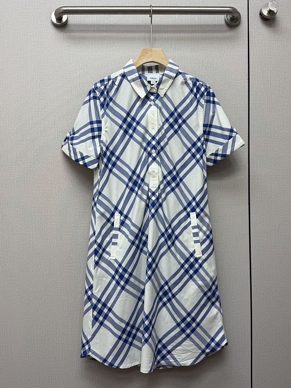 Tee from Scarlettluxury