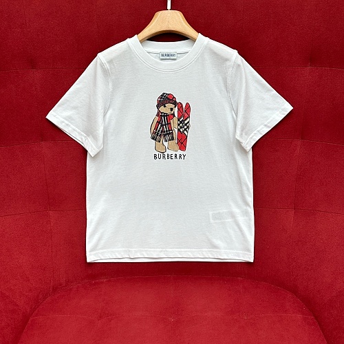 Burberry tee