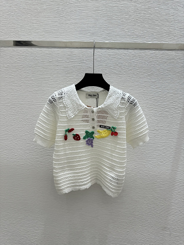 Sweater from Scarlettluxury